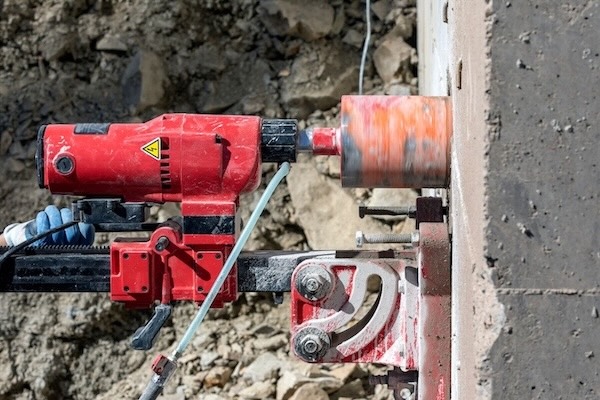 Core hole drill